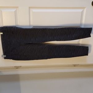 Rock & Republic Slim Pull On Two-Tone Jeans